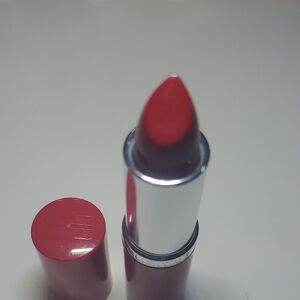 Clinique-Red Lipstick-Cherry Pop